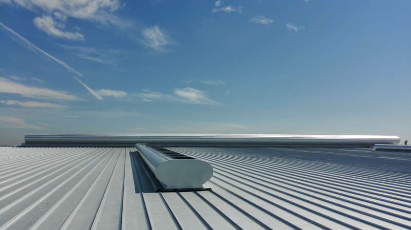 Ventiladores de cumbrera continua de cadera de alto perfil