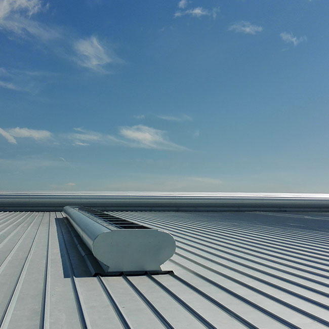 Ventiladores de cumbrera de acero con deflectores para techo